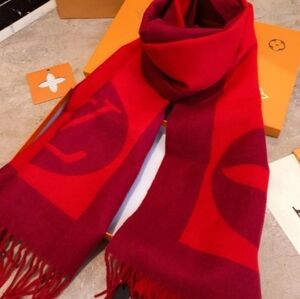 <AUTHENTIC>Louis Vuitton Scarf